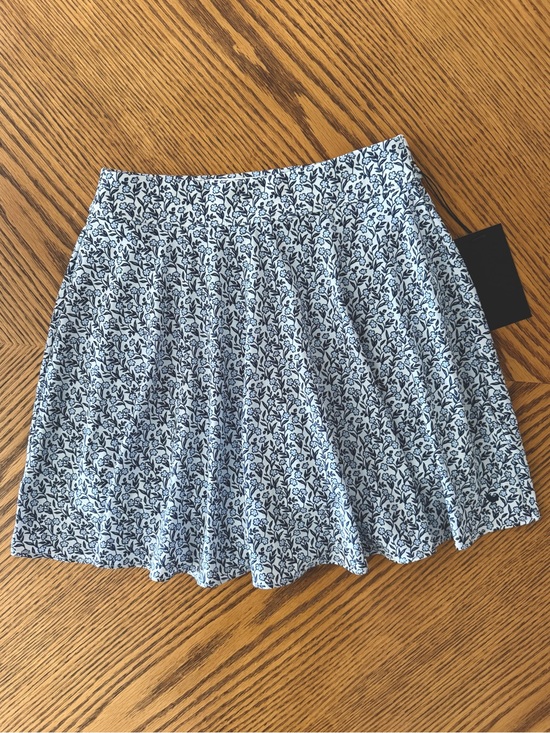 Bad Birdie Pants - BAD BIRDIE Exec Skort - Blue Floral Print